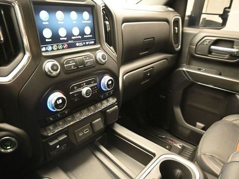 Used 2021 GMC Sierra 2500 AT4 w/ AT4 Premium Plus Package image 32