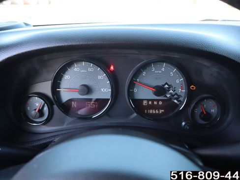 Used 2017 Jeep Wrangler Sahara image 24