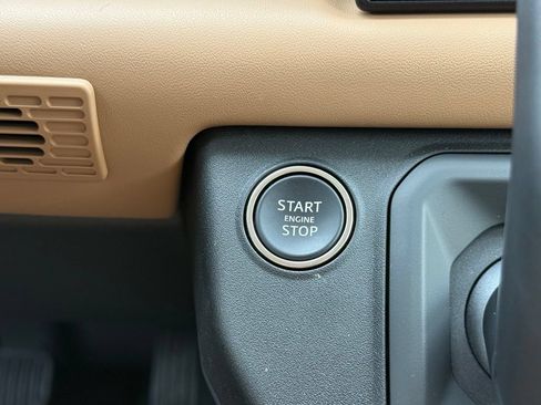 Used 2025 Land Rover Defender 110 S AWD/4WD image 23