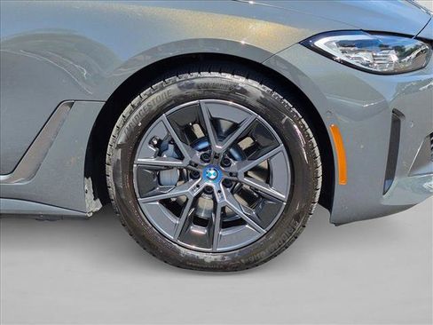 Used 2023 BMW i4 eDrive35 RWD image 25