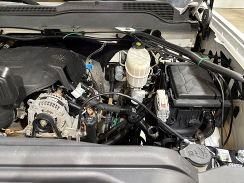 Used 2019 Chevrolet Silverado 2500 W/T image 25