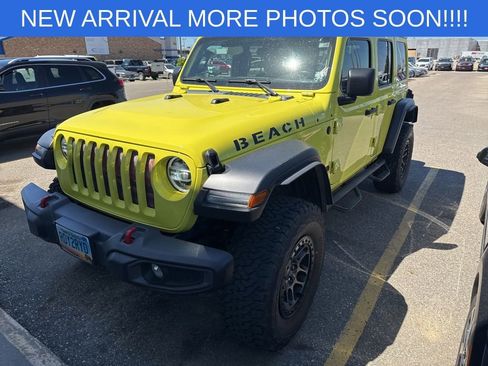 Used 2022 Jeep Wrangler Unlimited Sport w/ Xtreme Recon 35" Tire Package AWD/4WD image 3