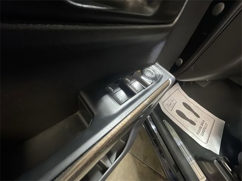 Used 2022 Chevrolet Silverado 1500 LT image 23