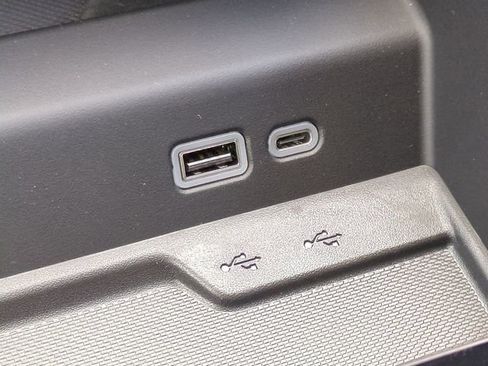 New 2026 Chevrolet Suburban LT w/ Comfort Package image 21