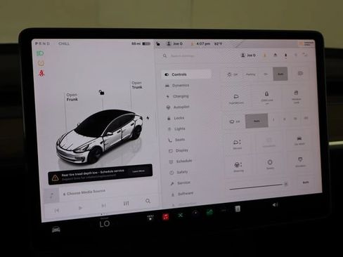 Used 2023 Tesla Model 3 Standard Range RWD image 27