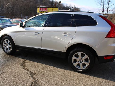 Used 2010 Volvo XC60 3.2 image 11