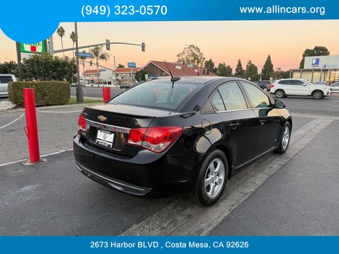 Used 2015 Chevrolet Cruze LT w/ Sun And Sound Package image 4