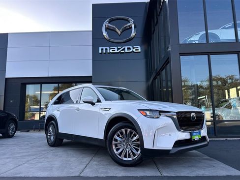 New 2025 MAZDA CX-90 Plug-In Hybrid w/ Preferred image 2