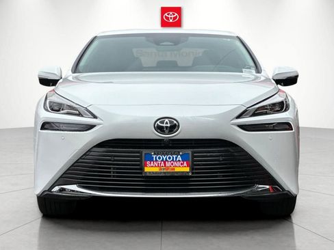New 2026 Toyota Mirai RWD image 7