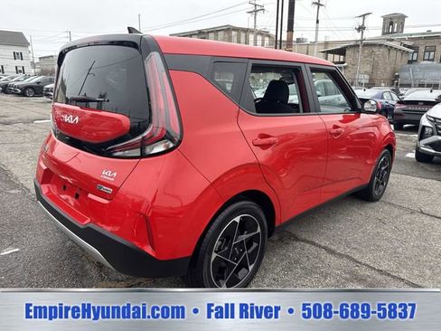 Used 2023 Kia Soul EX FWD image 8