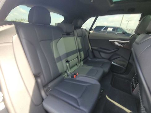 Used 2021 Audi Q8 Premium Plus w/ Premium Plus Package AWD/4WD image 20