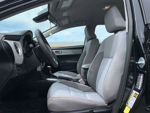 Used 2017 Toyota Corolla LE FWD image 25