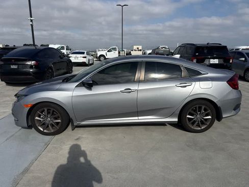 Used 2021 Honda Civic EX-L image 2