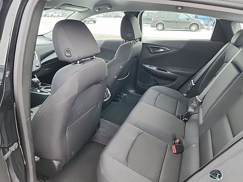 Used 2023 Chevrolet Malibu LT image 9