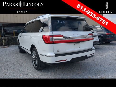 Certified 2020 Lincoln Navigator Reserve w/ Luxury Package image 8