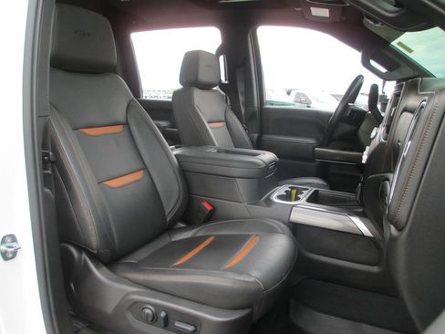 Used 2022 GMC Sierra 2500 AT4 w/ AT4 Premium Plus Package image 23