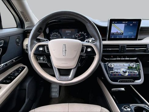 Used 2020 Lincoln Corsair Reserve w/ Equipment Group 201A FWD image 7