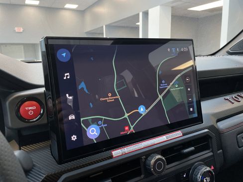 Used 2025 Toyota Tacoma TRD Pro image 25