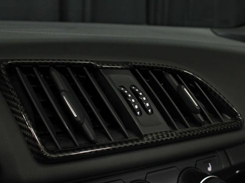 Used 2022 Audi R8 V10 performance RWD image 39