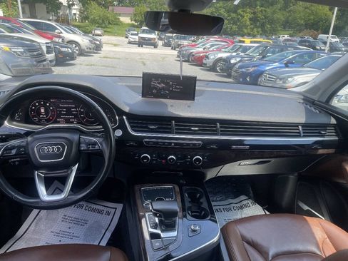 Used 2019 Audi Q7 3.0T Premium Plus w/ Premium Plus Package AWD/4WD image 23