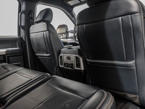 Used 2022 Ford F250 Lariat w/ Lariat Value Package image 37