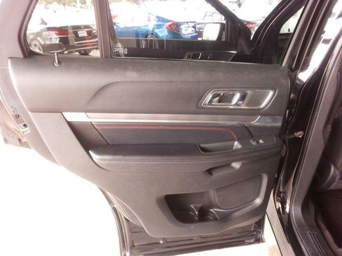 Used 2017 Ford Explorer Sport AWD/4WD image 20