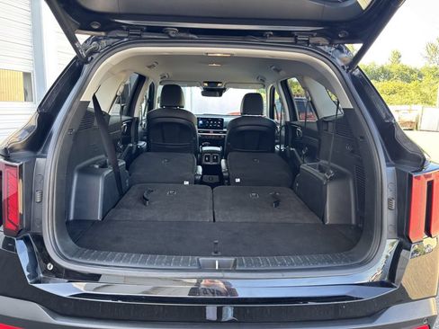 Used 2013 Jeep Wrangler Unlimited Sport AWD/4WD image 29
