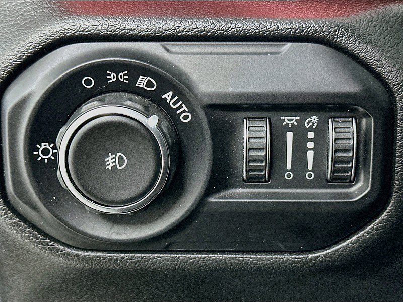 Used 2021 Jeep Wrangler Unlimited Rubicon AWD/4WD image 10