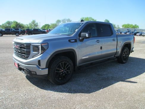 New 2026 GMC Sierra 1500 Elevation w/ Elevation Premium Package AWD/4WD image 11