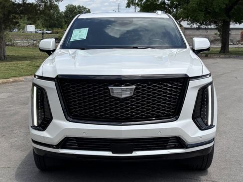 Used 2025 Cadillac Escalade Sport Platinum w/ LPO, ONYX Package AWD/4WD image 5