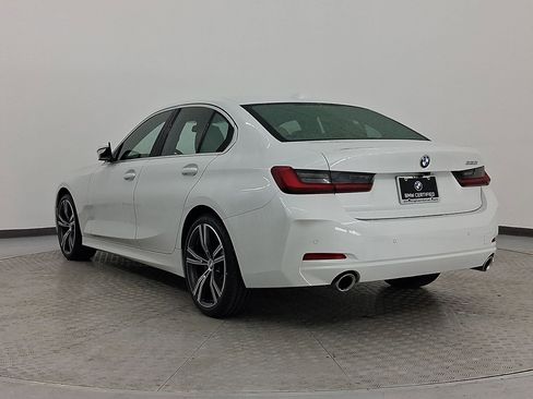 Certified 2024 BMW 330i Sedan w/ Premium Package image 3