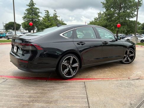 Used 2024 Honda Accord Sport image 6