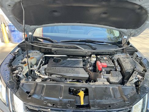 Used 2023 Nissan Rogue Platinum w/ Platinum Premium Package image 32