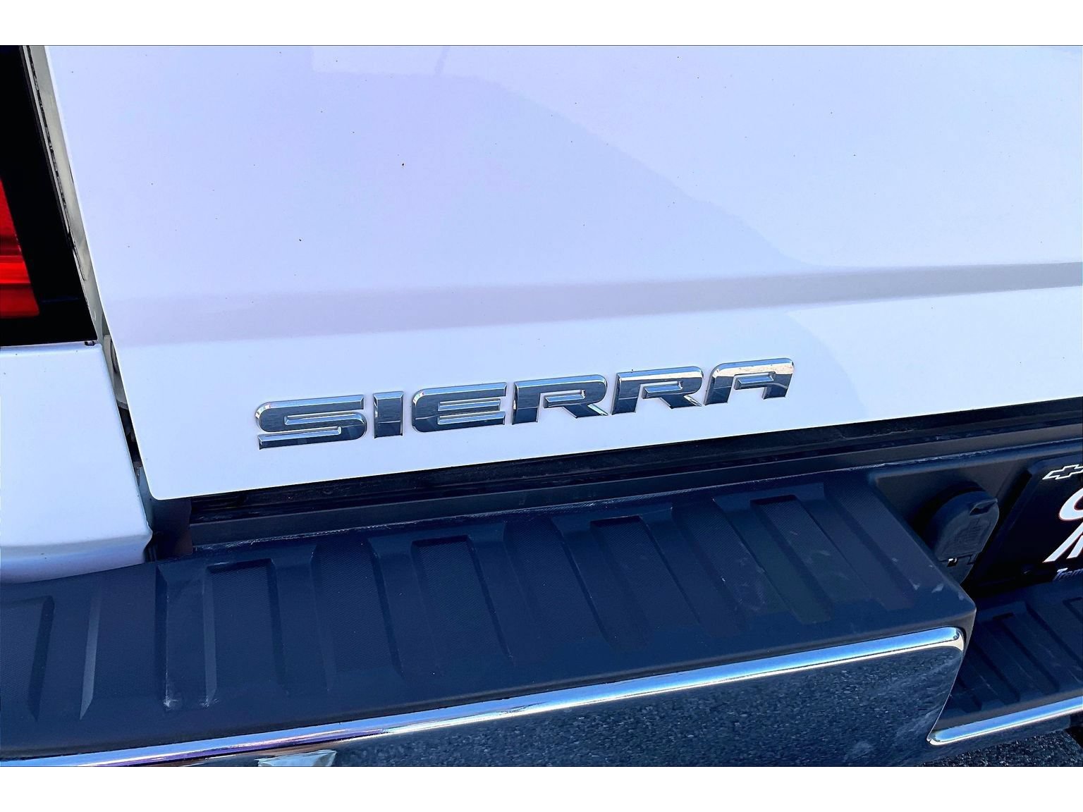 Used 2015 GMC Sierra 1500 SLE AWD/4WD image 25