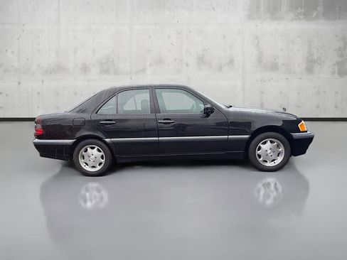 Used 1999 Mercedes-Benz C 230 image 8