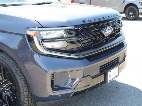 New 2027 Ford Expedition Platinum AWD/4WD image 9