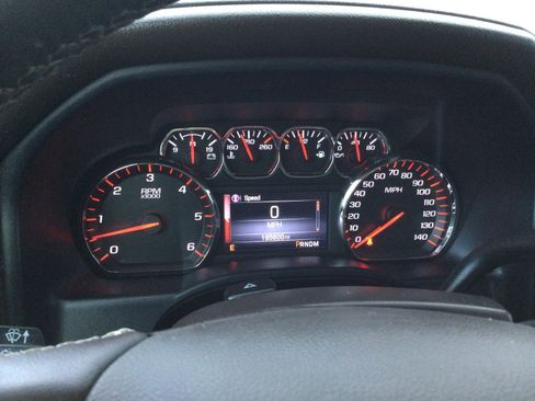 Used 2015 GMC Sierra 1500 SLT w/ SLT Crew Cab Value Package image 15