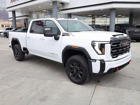 New 2026 GMC Sierra 2500 AT4 image 8