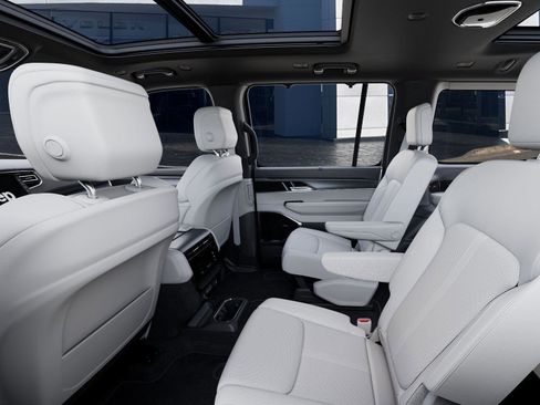 New 2026 Jeep Grand Wagoneer Limited AWD/4WD image 23