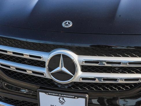 Used 2023 Mercedes-Benz GLB 250 4MATIC image 6