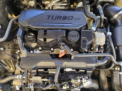 Used 2022 Hyundai Sonata Limited w/ Preferred Accessory Package image 30