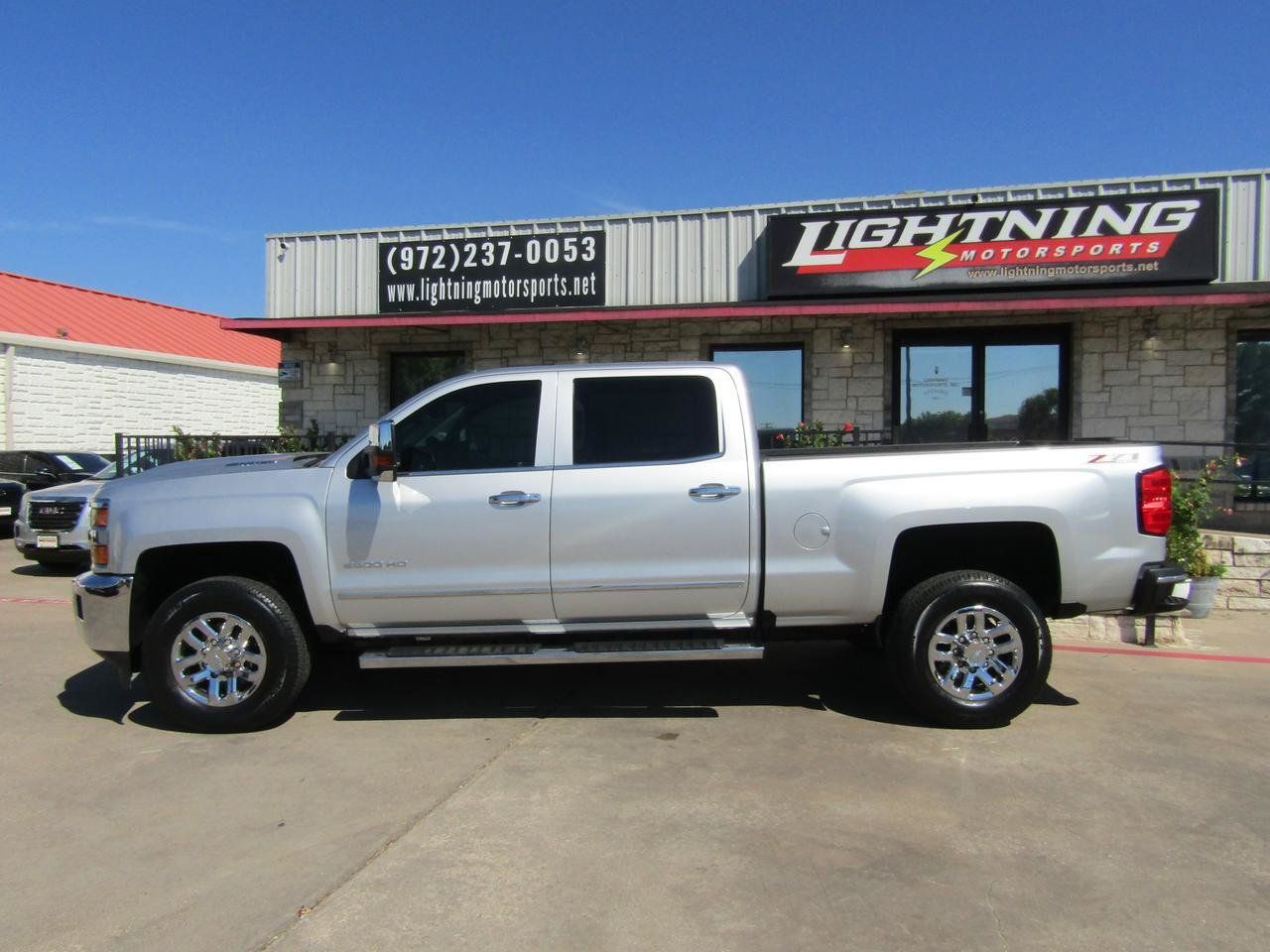 Used 2017 Chevrolet Silverado 2500 LTZ w/ Duramax Plus Package AWD/4WD image 2