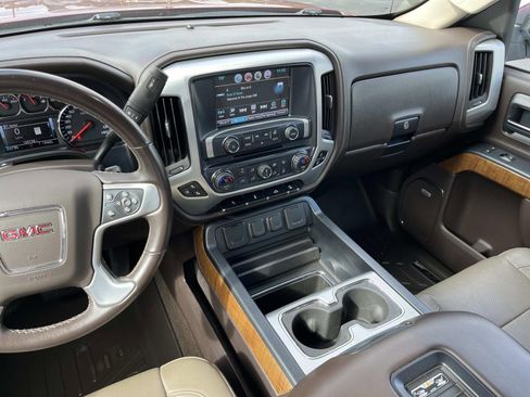 Used 2018 GMC Sierra 1500 SLT w/ SLT Premium Package image 15