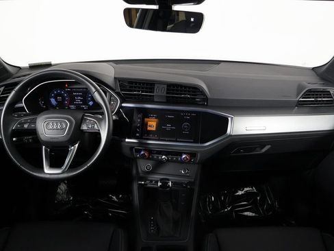 Used 2024 Audi Q3 2.0T Premium w/ Convenience Package AWD/4WD image 8