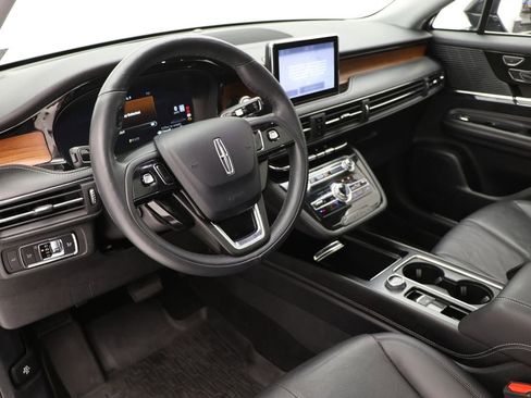 Used 2022 Lincoln Corsair Reserve w/ Equipment Group 201A image 17