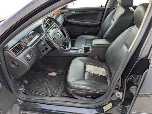 Used 2013 Chevrolet Impala LTZ FWD image 2