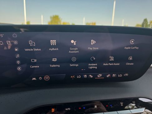 New 2026 Buick Enclave Avenir w/ Super Cruise Package FWD image 23