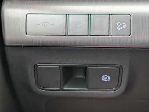 Used 2024 Hyundai Kona SEL image 21