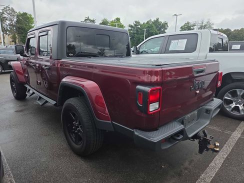 Used 2021 Jeep Gladiator Sport AWD/4WD image 3