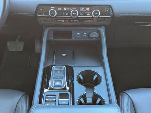 Used 2024 Honda Pilot EX-L image 19